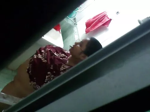 લૈંગિક ભૂખ્યા સોનેરી ...